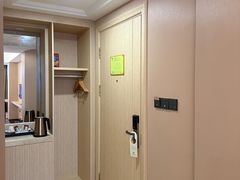 -维也纳酒店(广州番禺大石江景花园店)