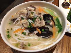 鸡丝米线-云海肴·汽锅鸡·云南菜(苏州中心店)