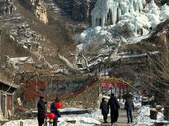 -大平台龙居瀑布旅游区