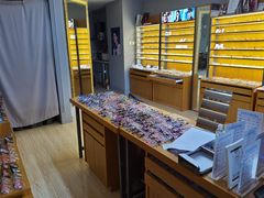 -优医视平价眼镜蔡司依视路折扣工厂店(德胜门店)