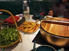 -椰子湾·海南火锅·糟粕醋·椰子鸡(正大广场店)