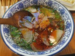 牛骨清汤牛肉面-白金成(珠江路店)