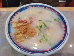 荔湾艇仔粥-银记肠粉店(北京路店)