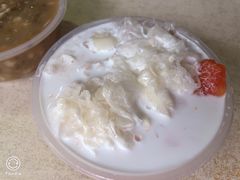 木瓜银耳椰汁-百花传统甜品店(原址店)