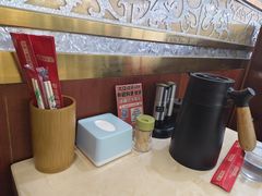 餐具摆设-北方饺子王·海肠捞饭·海鲜锅(山大店)