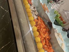-广州万富希尔顿酒店·感趣自助餐厅·金秋蟹宴生蚝海鲜刺身