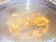 -山河屯铁锅炖(哈西站店)