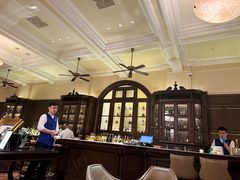 -LONG BAR 廊吧(外滩华尔道夫酒店)