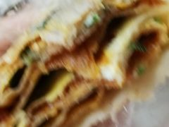 -正宗杂粮煎饼香软鸡蛋饼