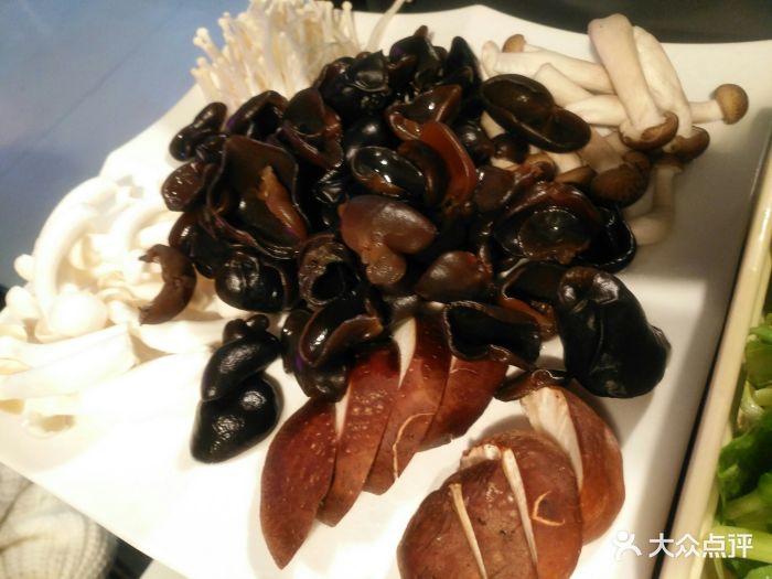 重庆地瓜老火锅(亚运村店)菌菇拼盘图片