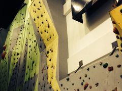 iphone_upload_pic-魔岩攀登(南京东路店)