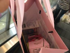 -4iNLOOK美瞳店(中山公园龙之梦店)