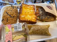 奥尔良风味鸡腿酥堡-85度C(苏州平江万达店)