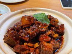 -山楂树融合菜餐厅
