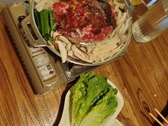 -恩你小木屋·韩式料理(假日广场店)