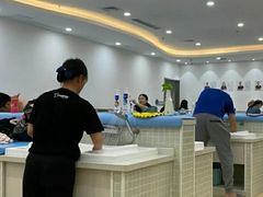 -蓝旗亲子游泳(范湖万达广场店)