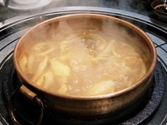 -阿山卓·野生菌火锅·纳西火塘烤肉