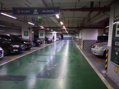 -飞洲国际广场-地下停车库