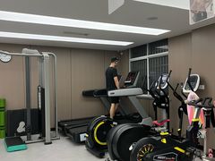-琪航健身工作室(杨高南路地铁站店)