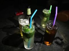 -乌托邦酒吧和餐厅