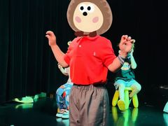 -猴有戏教育戏剧·音乐剧·主持口才·演讲朗诵辩论(环球港华师大校区)