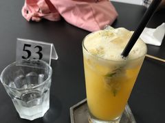 -UNI UNI(环亚凯瑟琳店)