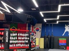 -成杰格斗·拳击·柔术·防身术(建设路店)