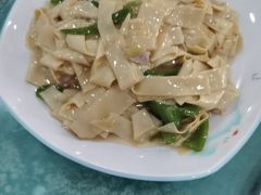 -鹤乡东北菜(崮山路店)
