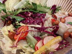 聚点大拌菜-聚点串吧·北京烧烤(朝北店)