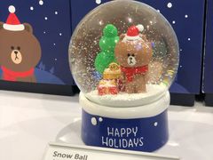 -LINE FRIENDS Garosu-gil Flagship Store