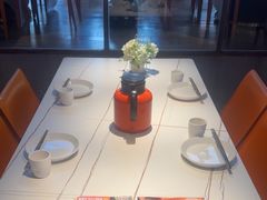 -阿瓦山寨·湘菜现炒·剁椒鱼头王(咸阳总店)