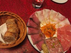 -羽深肉铺 Steak & Wine