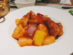 菠萝咕噜肉-翠华餐厅(德基广场店)
