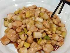 -宏状元现熬粥·京味菜(黄寺大街店)