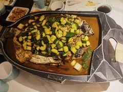 -江边城外烤全鱼(汉光百货店)