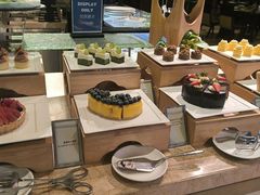 -大中华希尔顿酒店-念自助餐·嗨啤·小龙虾