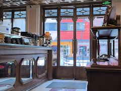-秘密旅行Bonjour(黑金冠 江南西店)