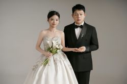 -巴黎春天婚纱摄影(临安店)