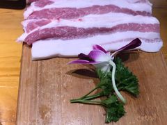 -唯成•韩国炭火烤肉 유성고기