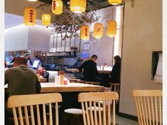 大堂-默记孙抄手(园艺山店)