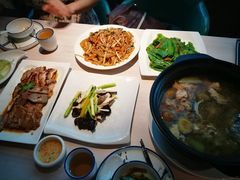 -匠心牛公馆·潮汕牛肉海鲜火锅(索菲特店)