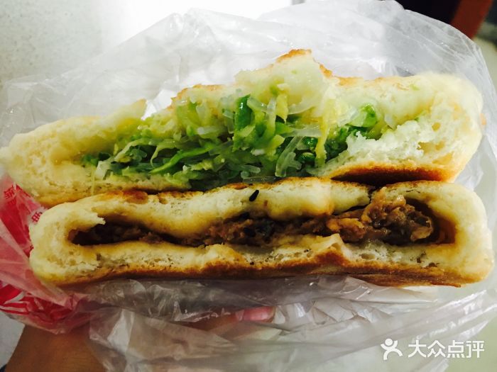 老梁记甜沫肉火烧(团岛店)烤肉火烧图片