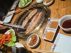 -小花花炭火烤肉·十五年延吉风味(左家庄店)