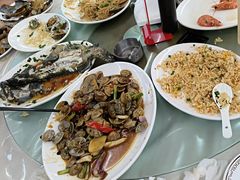 -红月湾海鲜饭店•沙滩海景(双月湾店)