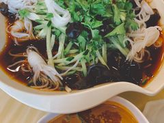 -清花阁乌拉满族火锅(厦门街店)