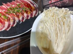 -猪啊牛呀羊啊铜盘烤肉(正大广场店)