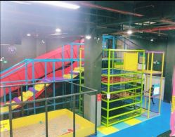 -蹦贝运动中心·蹦床·攀岩·闯关(龙岗店)