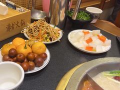 -沸炉重庆老火锅(军事博物馆店)