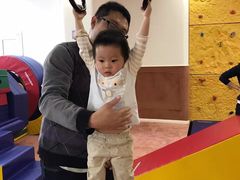 -爱威盛亲子俱乐部·纽约国际早托中心