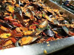 -四海一家自助餐(益田假日广场店)